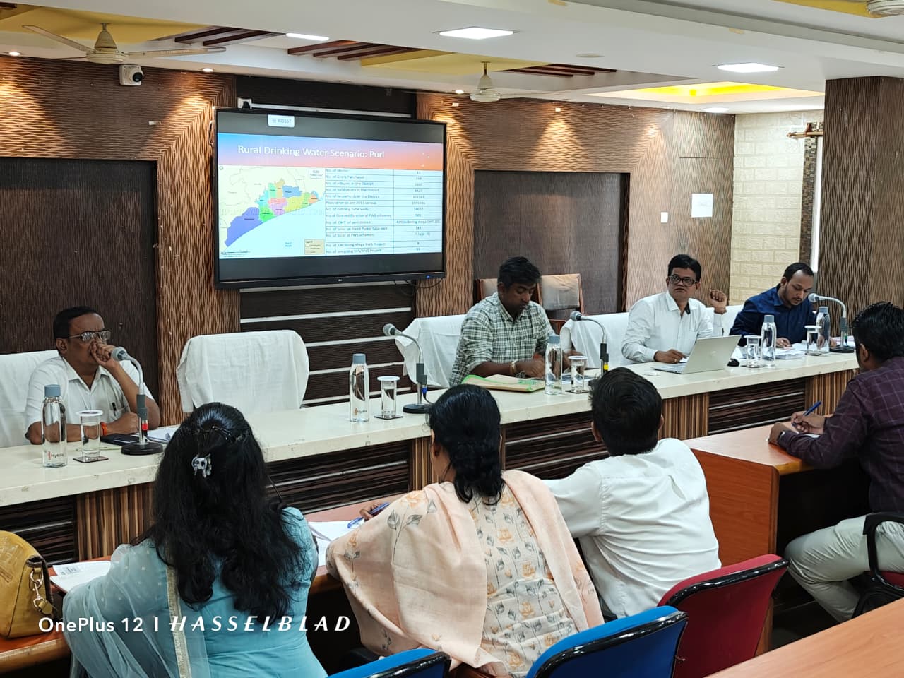 ଉନ୍ନୟନ ମୂଳକ କାର୍ଯ୍ୟ ର ସମୀକ୍ଷା କଲେ ଜିଲ୍ଲାପାଳ।