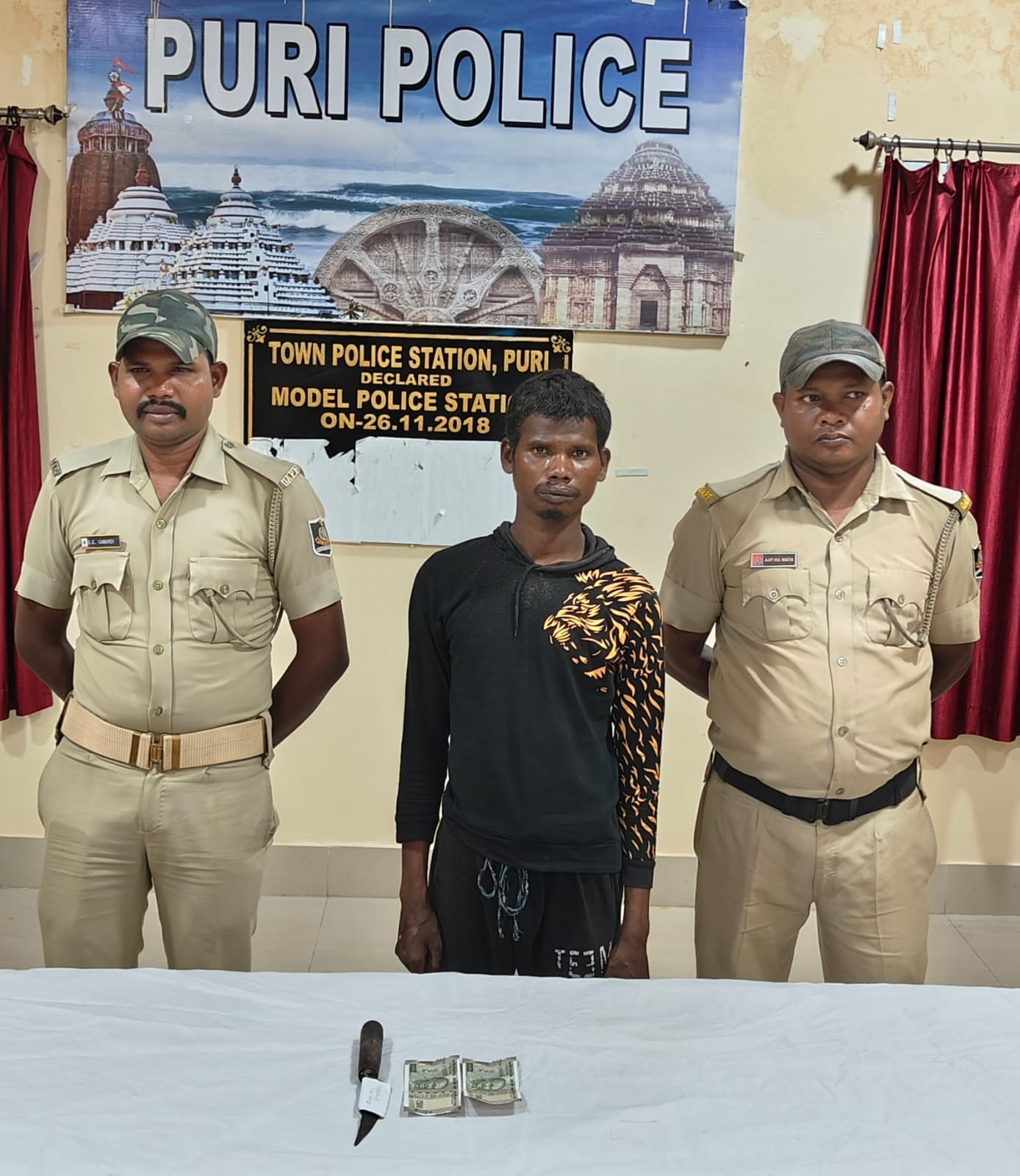 ଟଙ୍କା ଚୋରି ଅଭିଯୋଗ, ଜଣେ ଗିରଫ 