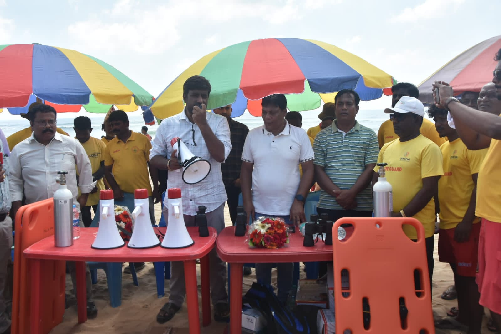 ଲାଇଫ ଗାର୍ଡ ଙ୍କ ସହ ଜିଲ୍ଲାପାଳ ଙ୍କ ଆଲୋଚନା