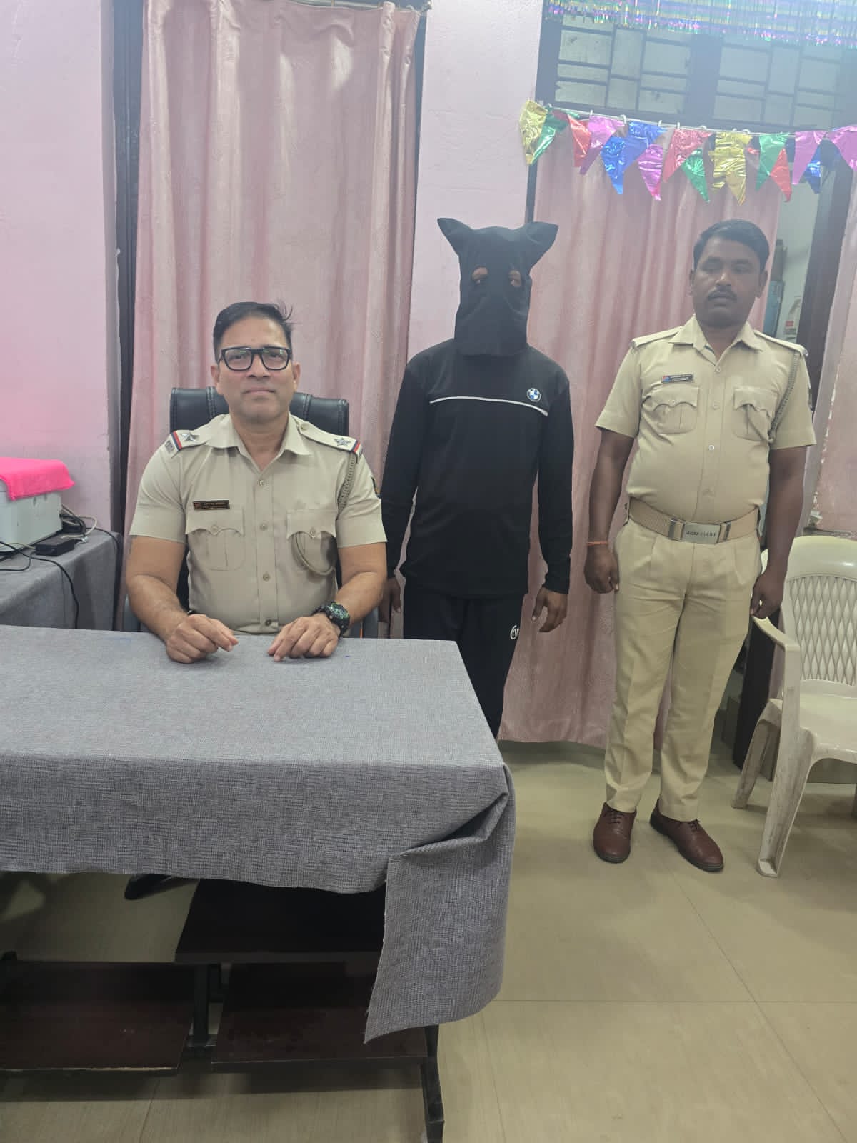 ଦାଦାବଟି ଆଦାୟ ଅଭିଯୋଗ, ଜଣେ ଗିରଫ